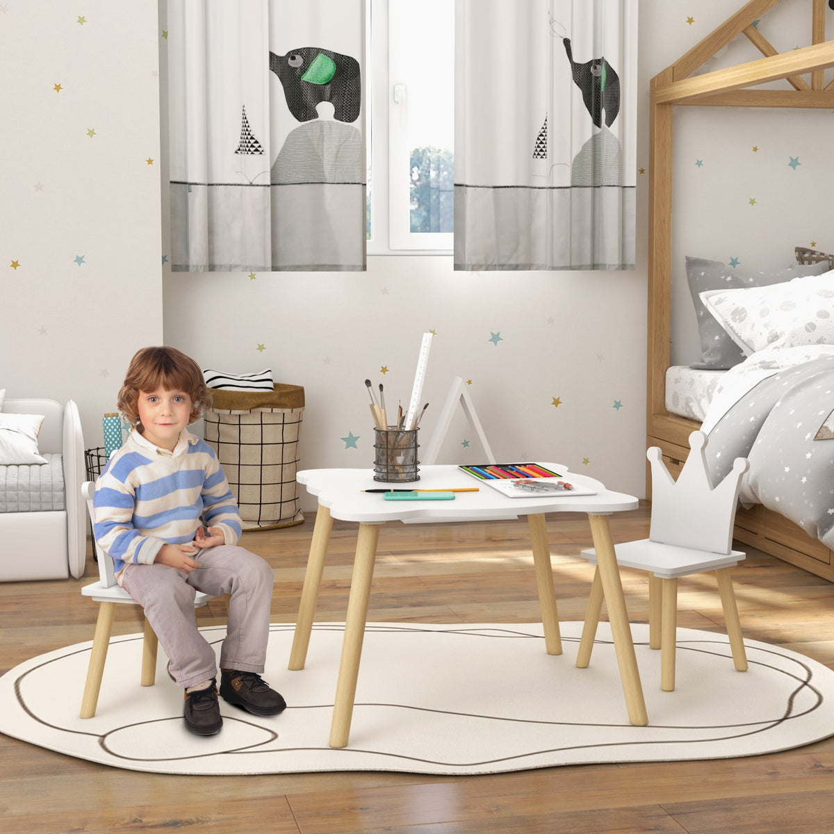 Mesa e Cadeiras Infantis de 3 Peças Mesa Infantil com 2 Cadeiras com Encosto em Forma de Coroa para Crianças de 3-6 Anos para Sala de Jogos Dormitório Escola Infantil Branco — foto 2