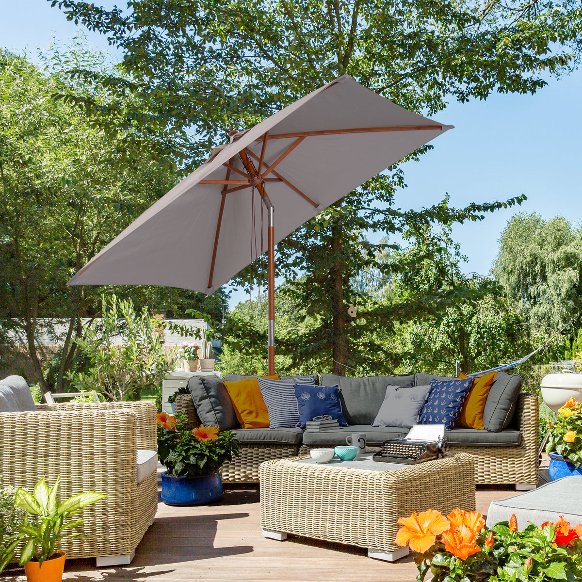 Chapéu de Sol de Jardim 200x150x235cm Chapéu de Sol Retangular Inclinável com Polia Duplo Teto e Mastro Desmontável de Madeira para Terraço Pátio Cinza — foto 2