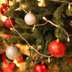 Árvore Artificial de Natal com Base Dobrável 696 Galhos PE Tridente e PVC Individual Árvore de Natal Decorativa Exterior Interior Ø90x180 Verde — foto 8