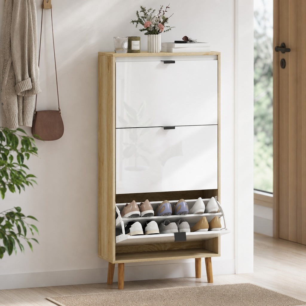 Sapateira Estreita com 3 Portas em Branco Brilhante Sapateira de Entrada com Prateleiras Ajustáveis e Pernas de Madeira para 18 Pares de Sapatos 60x24x127 cm Branco — Ambiente | Lifestyle