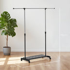 Charriot Extensível com Rodas Charriot de Roupa com Barra de Aço Inoxidável e Prateleira para Sapatos Altura Ajustável para Interior 94-159x42x93-168 cm Preto — foto 3