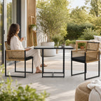 Conjunto de Mesa e Cadeiras de Jardim Conjunto de 3 Peças com 2 Cadeiras com Encosto Dobrável e Almofadas e Mesa de Vidro para Terraço Pátio Natural e Preto — Em utilização | In use