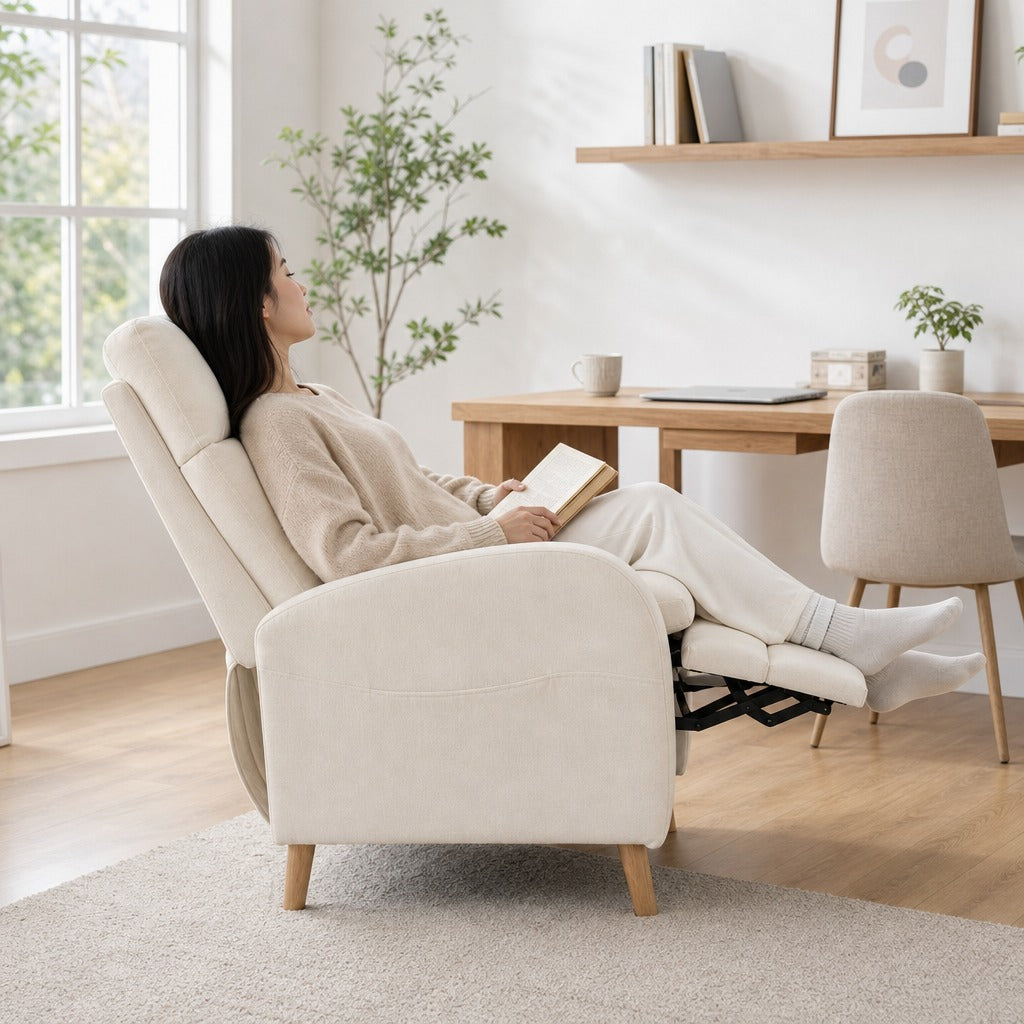Poltrona Relax Reclinável Manual Poltrona Relax Estofada em Linho Sintético com Apoio para os Pés e Bolso Lateral Poltrona Reclinável para Dormitório Escritório Carga 120 kg — Em utilização | In use