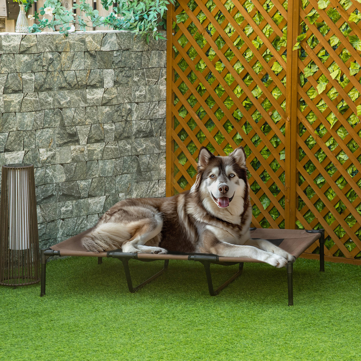 Cama para Animais de Estimação Cama Elevada para Cães Gatos com Tecido Transpirável para Dormir Relaxar Exterior Jardim Terraço 122x92x23cm Marrom — foto 2