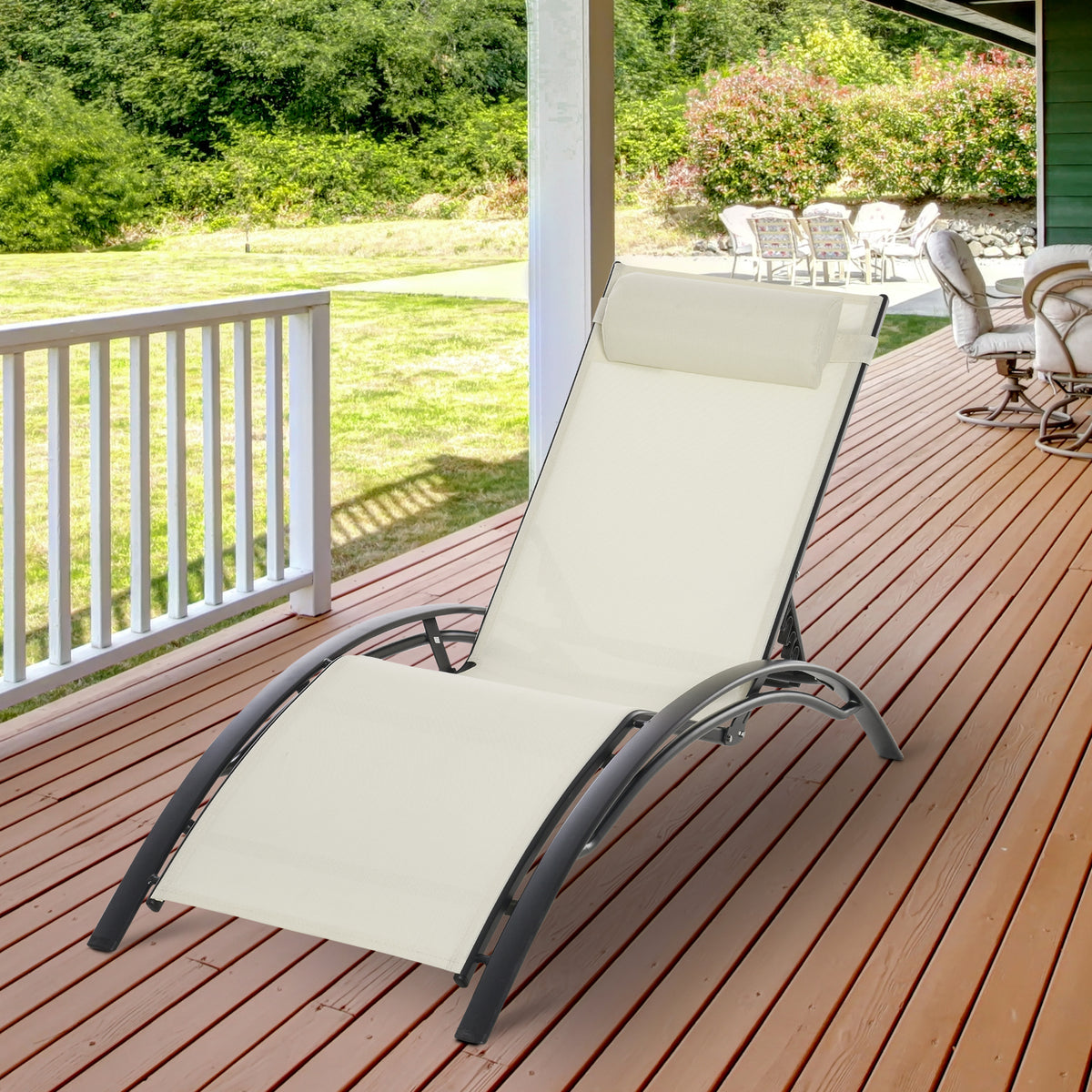 Espreguiçadeira Reclinável com Encosto Ajustável em 5 Posições e Apoio de Cabeça Removível Acolchoado Alumínio Textilene para Jardim Terraço Varanda 171x64x82 cm Bege — foto 2