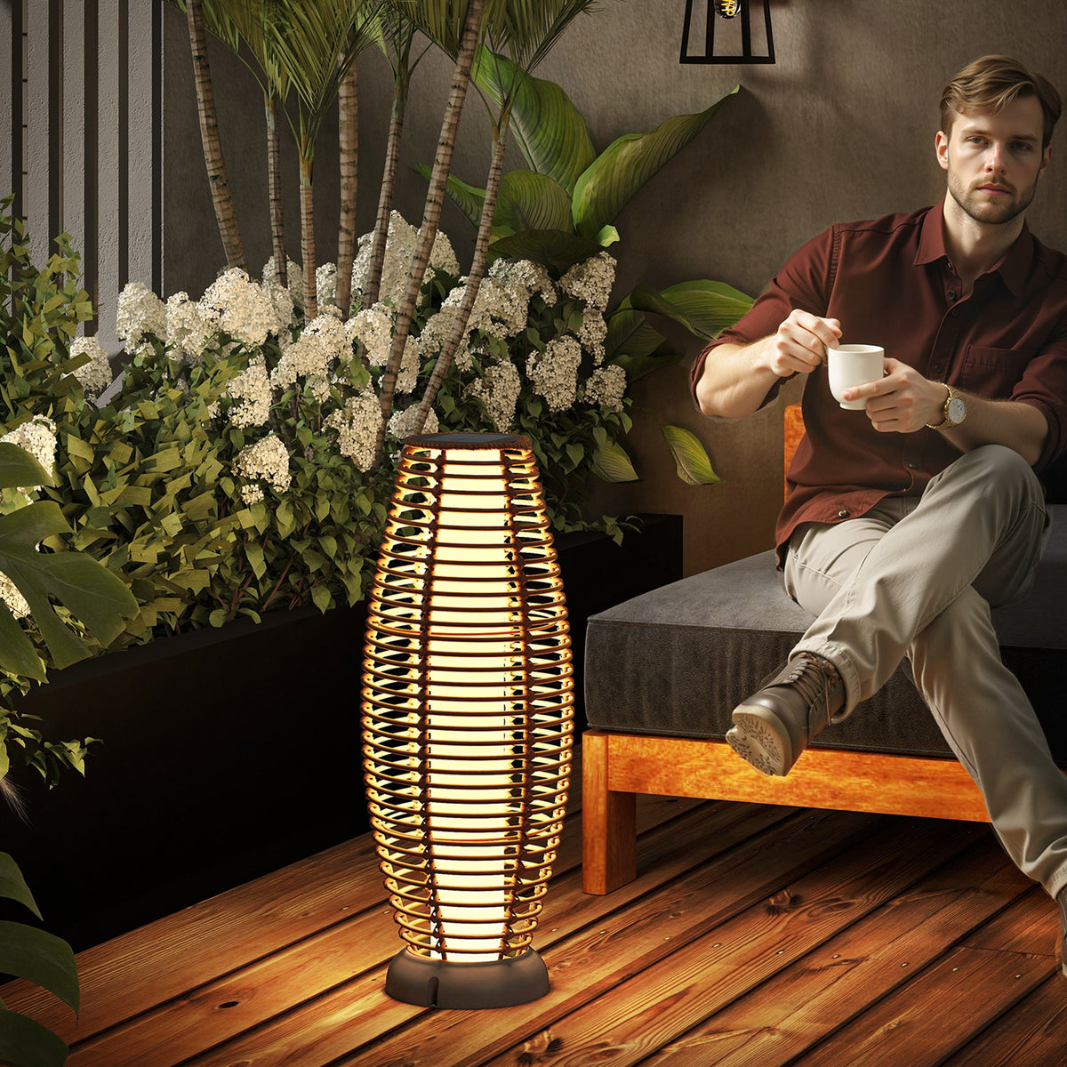 Candeeiro de Jardim em Vime Sintético Candeeiro Solar de Exterior com Luzes LED Ligar e Desligar Automático Impermeável para Varanda Pátio Ø26x72 cm Madeira — foto 2