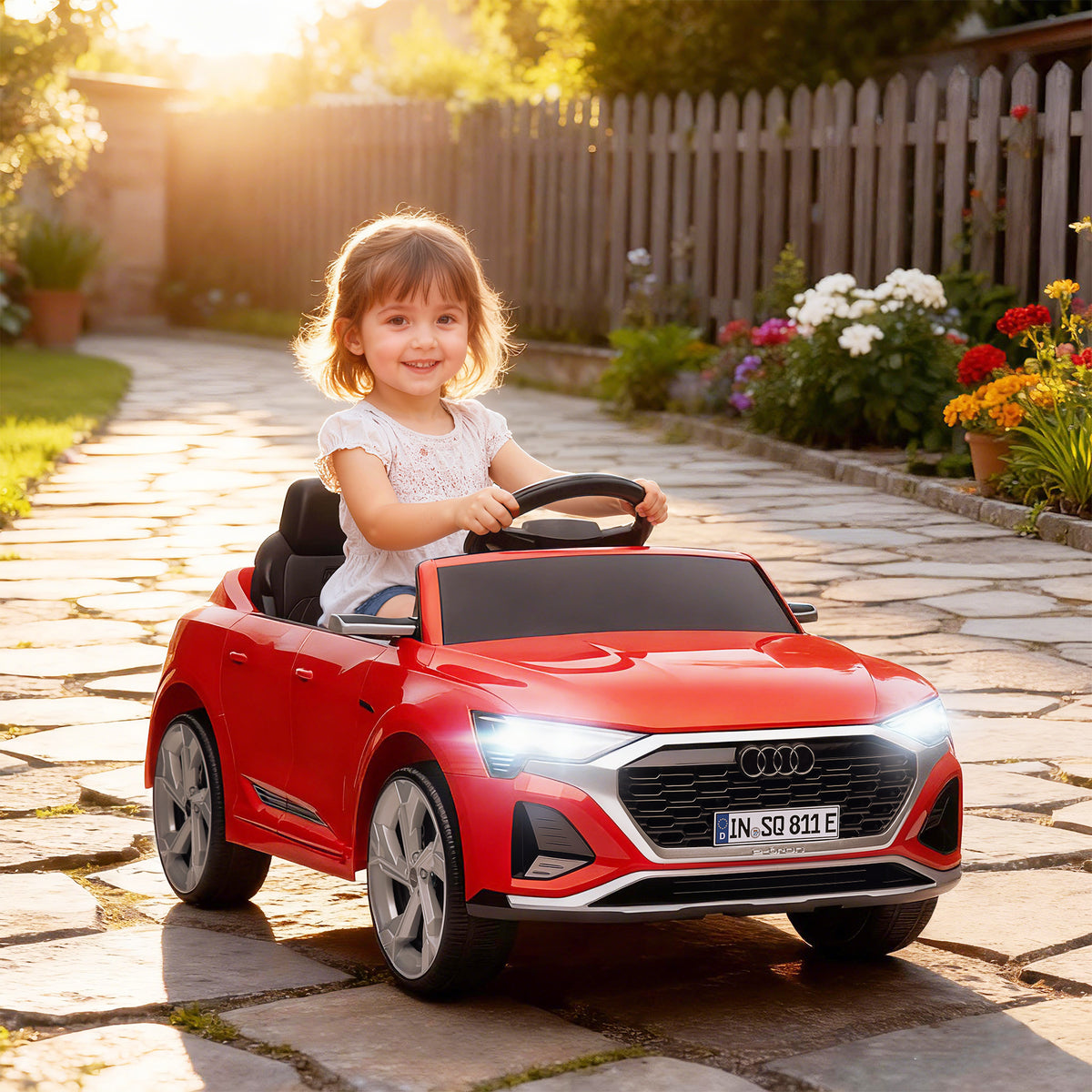 Carro Elétrico para Crianças acima de 3 Anos Carro Audi Q8 Etron Sportback Infantil com Bateria 12V Controlo Remoto Faróis Buzina e Música 98x49,5x43 cm Vermelho — foto 2