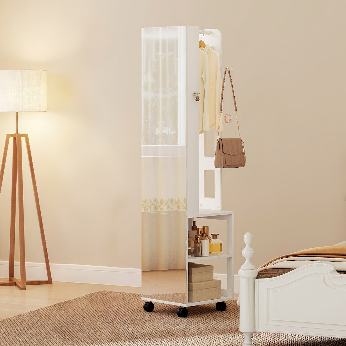 Espelho com Arrumação para Joias Luzes LED Armário para Joias com Rotação de 360° Espelho Fecho com Chave Compartimentos Superfície Branca e Forro 37x40x165,5 cm Branco — foto 2