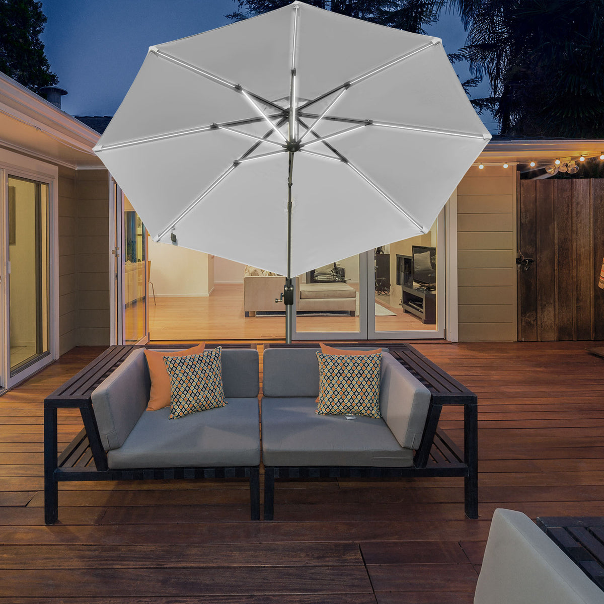 Chapéu de Sol Excêntrico Φ300x248cm com Proteção UV 50+ Giratório 360º com Manivela Luzes LED Painel Solar e Teto Reclinável Branco — foto 2