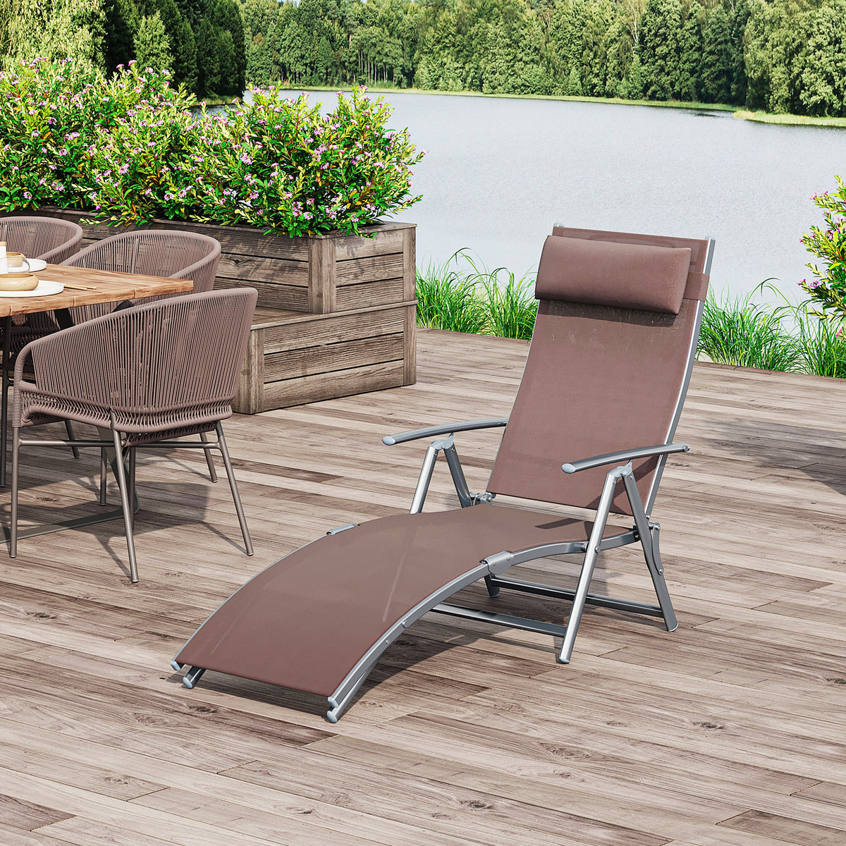 Espreguiçadeira Dobrável de Jardim com Encosto Ajustável em 7 Posições Apoio para a Cabeça para Terraço Piscina Exterior Carga Máxima 165kg 137x63,5x100,5cm Marrom — foto 2