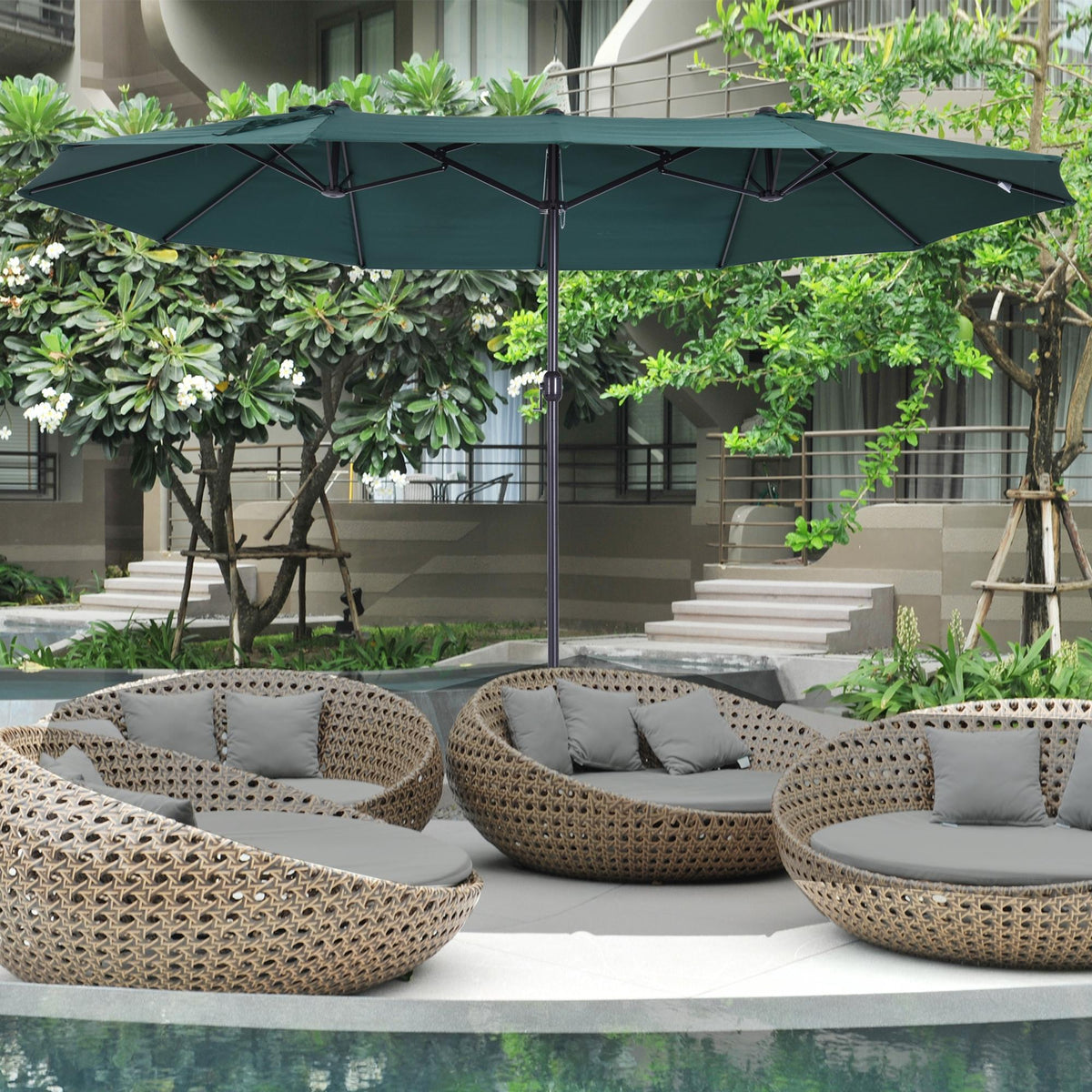 Chapéu de Sol Duplo 4,55x2,65x2,38 m Chapéu de Sol de Jardim com Manivela Manual Resistente à Água e com Proteção Solar UV para Terraço Pátio Verde — foto 2