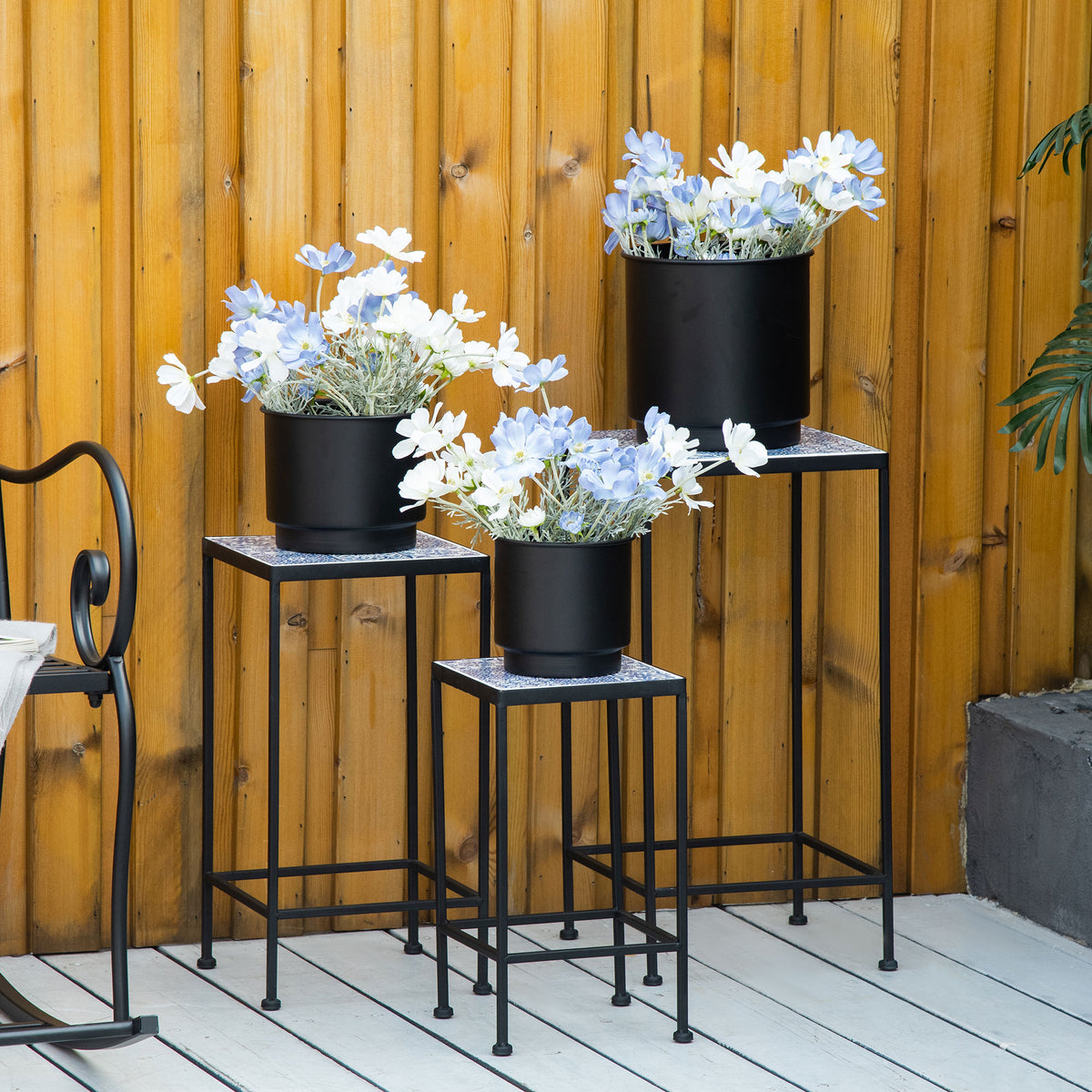 Suporte para Vasos de Metal 3 Peças Empilháveis Suporte para Plantas com Bancada de Azulejo Decorativa para Interiores e Exteriores 31,5x31,5x60,5 cm Azul e Preto — foto 2