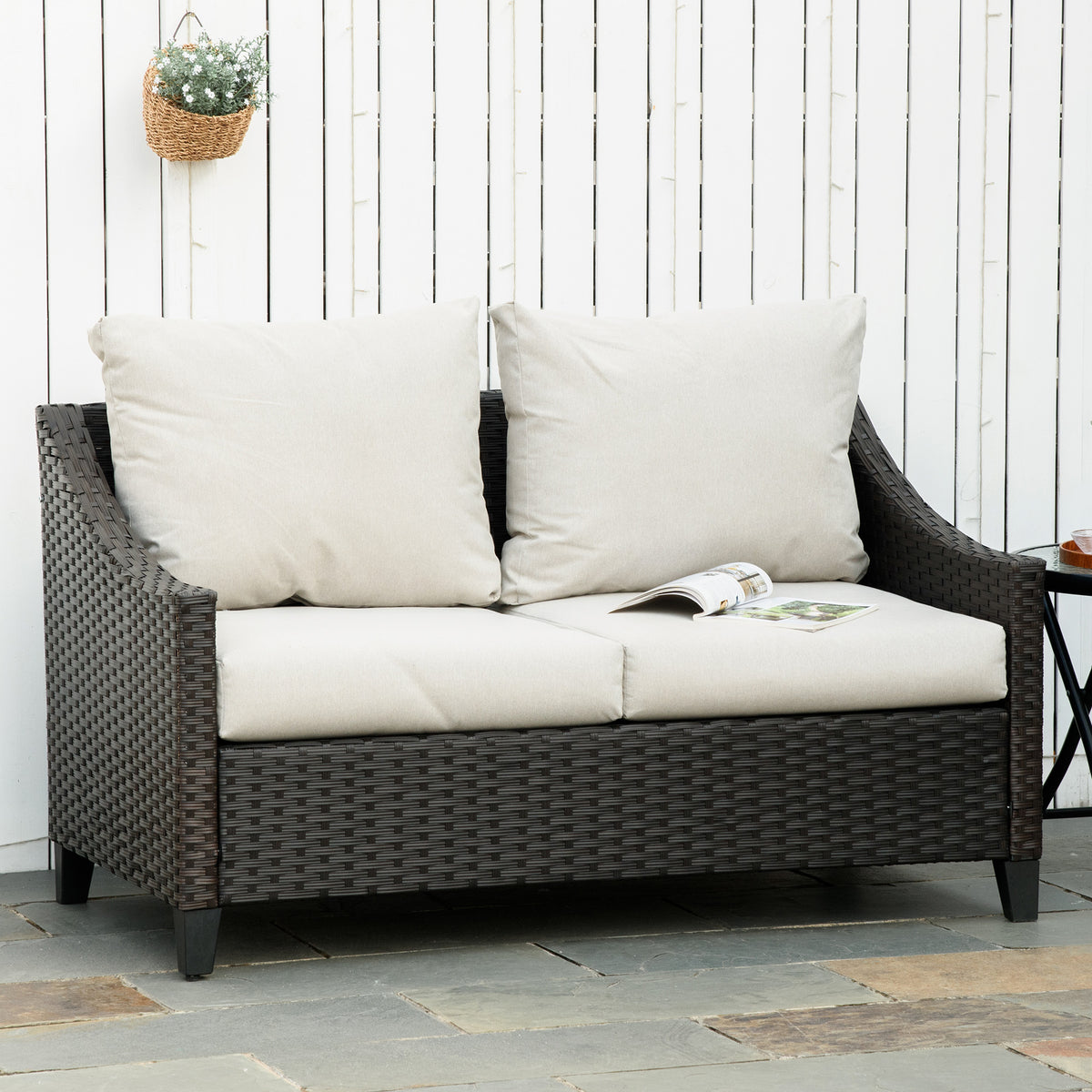 Sofá de Jardim de 2 Lugares Sofá de Vime com Almofadas Acolchoadas com Zíper e Pés Ajustáveis para Terraço Balção Pátio 132x70x74cm Marrom — foto 2