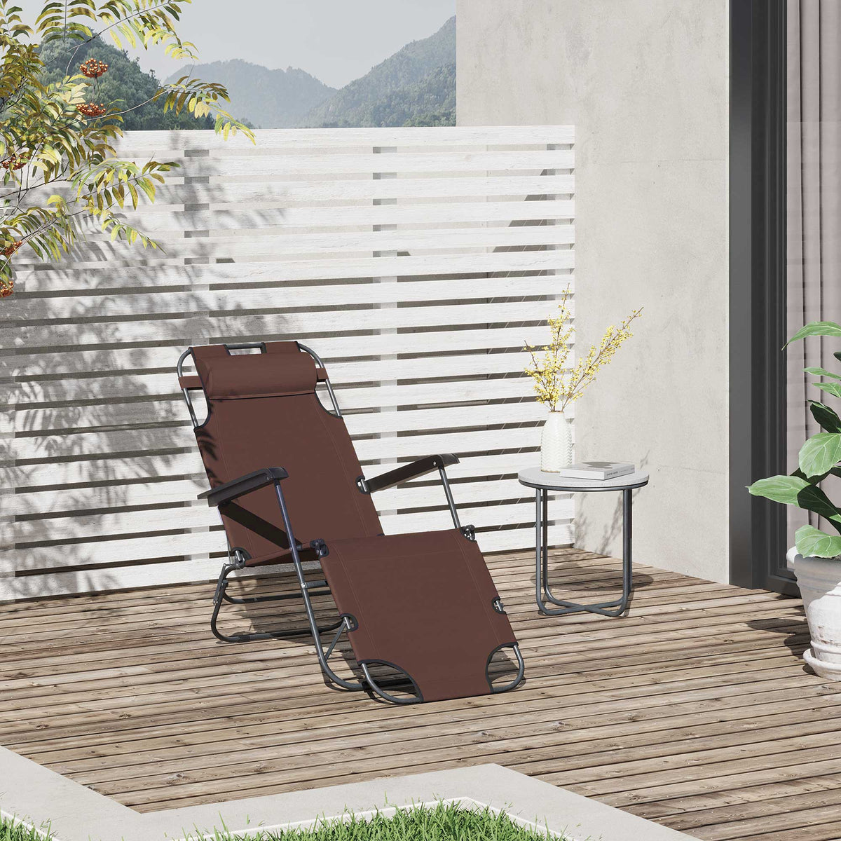 Espreguiçadeira Reclinável e Dobrável com Encosto Ajustável Apoio de Braço Almofada e Apoio para os Pés para Jardim Carga 136 kg 135x60x89 cm marrom — foto 2