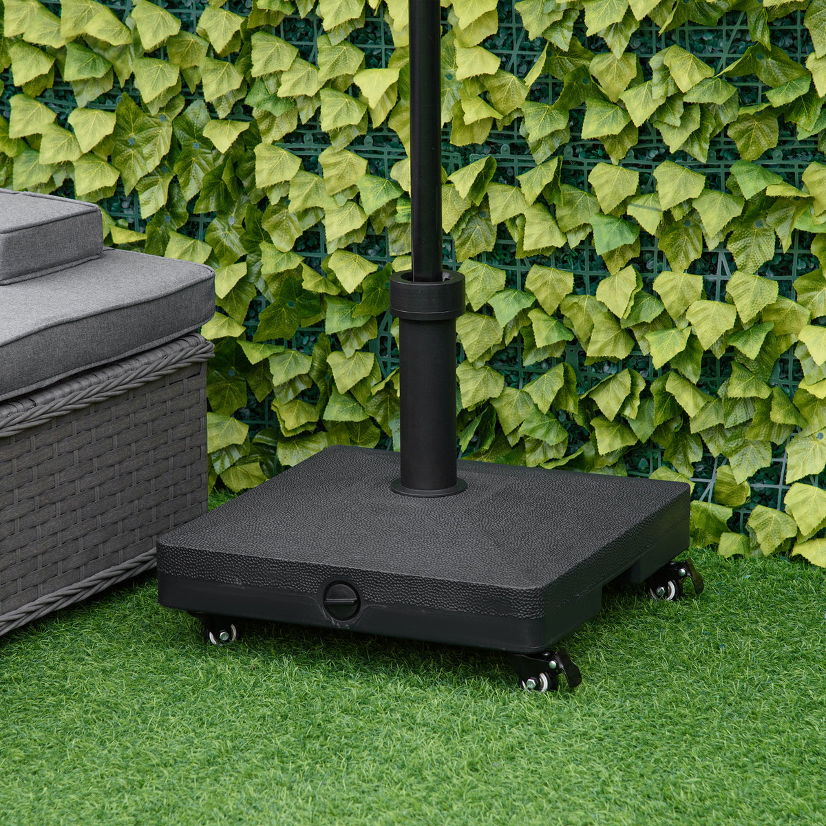 Base para Chapéu de Sol com 4 Rodas Bloqueáveis Base para Chapéu de Sol Recarregável de Areia 18 kg ou Água 16 kg para Jardim Pátio 45x45x39 cm Preto — foto 2
