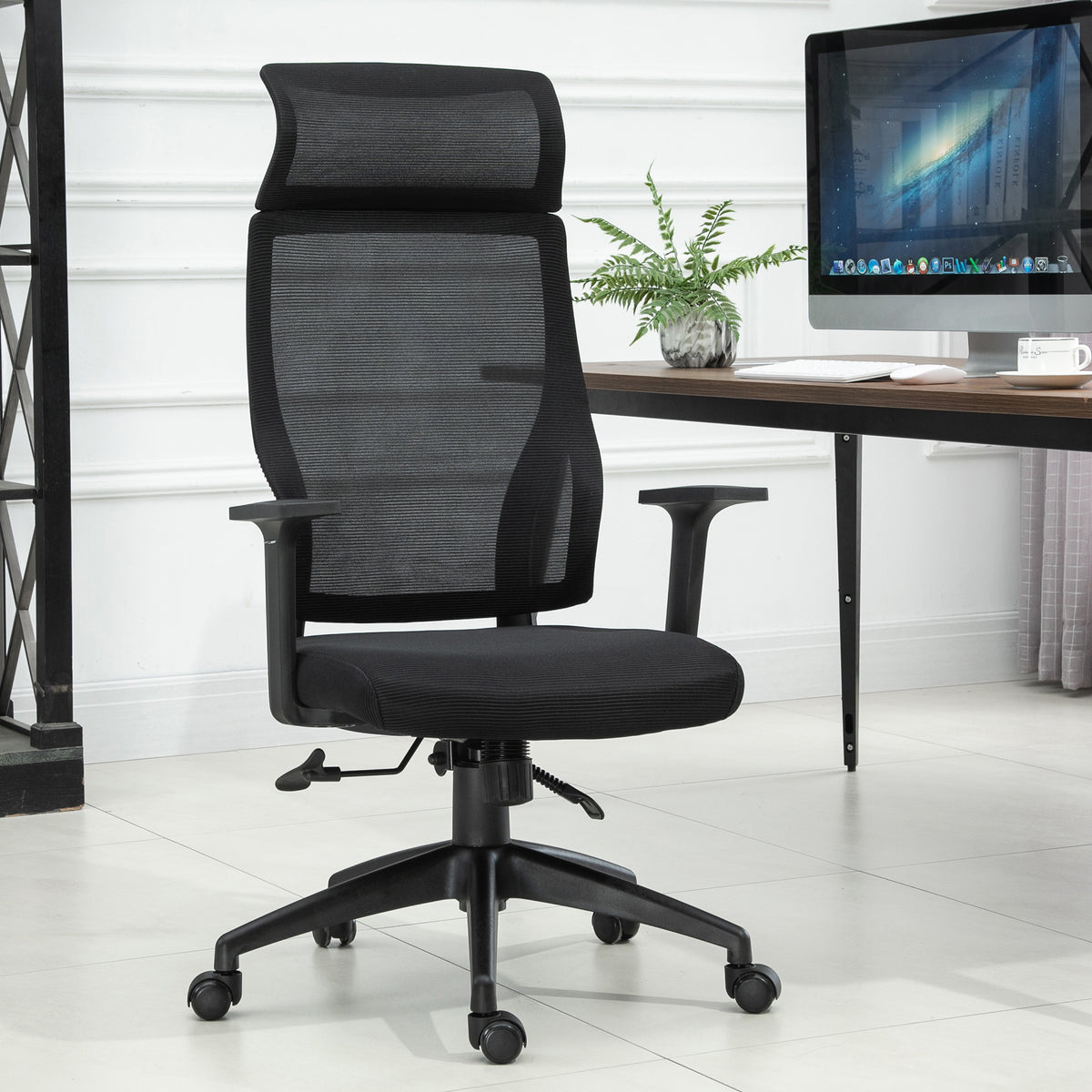 Cadeira ergonômica giratória para escritório altura ajustável e reclinável até 120º posição de bloqueio 64x61x120,9-128,9 cm Preto — foto 2