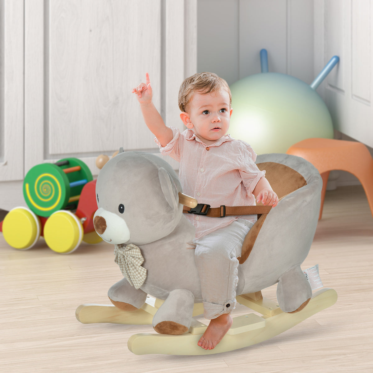 Cavalo de balanço para bebê acima de 18 meses Cavalo Baloiço de pelúcia macio com forma de urso com guiador e apoio de pés 60x33x50 cm Cinza — foto 2