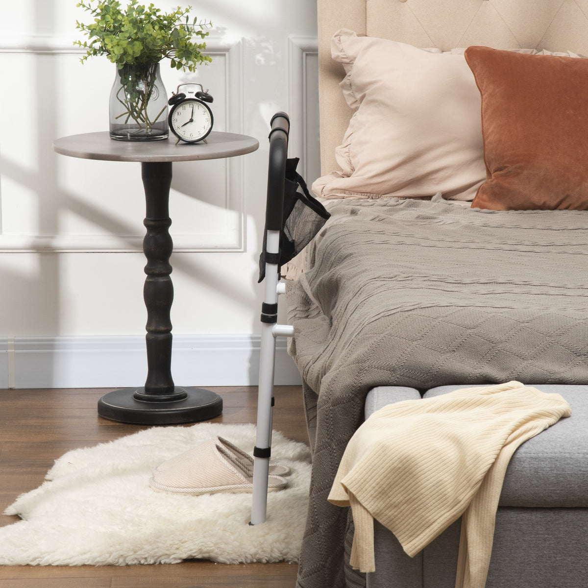Barra de Apoio para Cama com Pés Proteção Ajustável 5 Alturas Bolso de Armazenamento 52x85-95x71-102 cm Branco Preto — imagem 3
