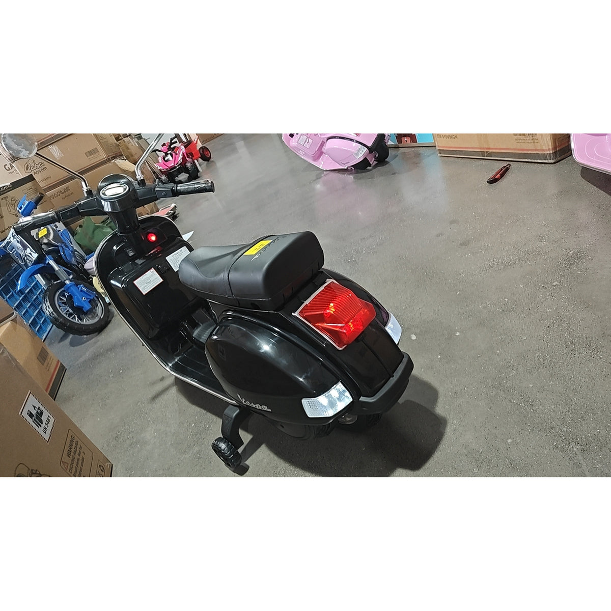 Motocicleta Elétrica Infantil Vespa PX150 12V com Bateria de Lítio 35W 2 Motores 25° Limitação de Direção para 3-6 Anos — foto 2