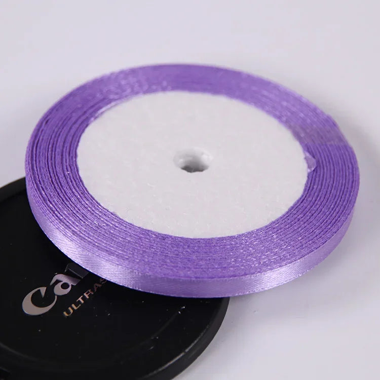 Fita de cetim roxo claro 6 mm x 22 m — foto 1