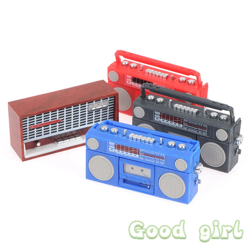 Boneca modelo de rádio e mini gravador vintage, boneco em miniatura, decoração de móveis — foto 1