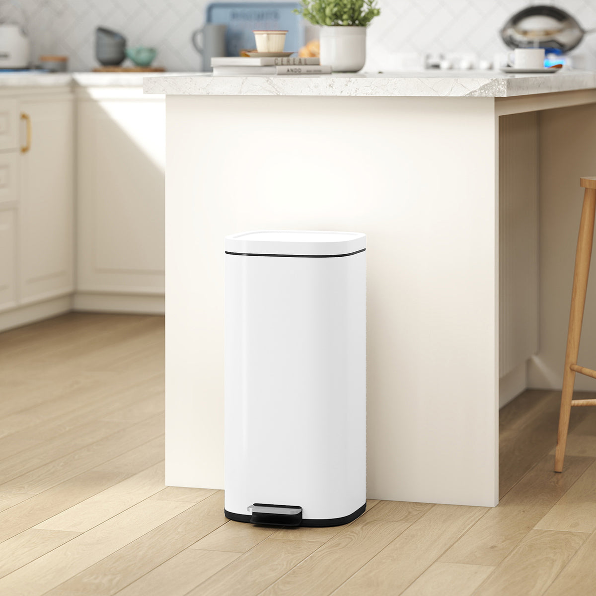 Lixeira de Cozinha 30 L com Pedal e Tampa Função de Fechamento Suave e Retenção Aberta para Cozinha Casa — imagem 3