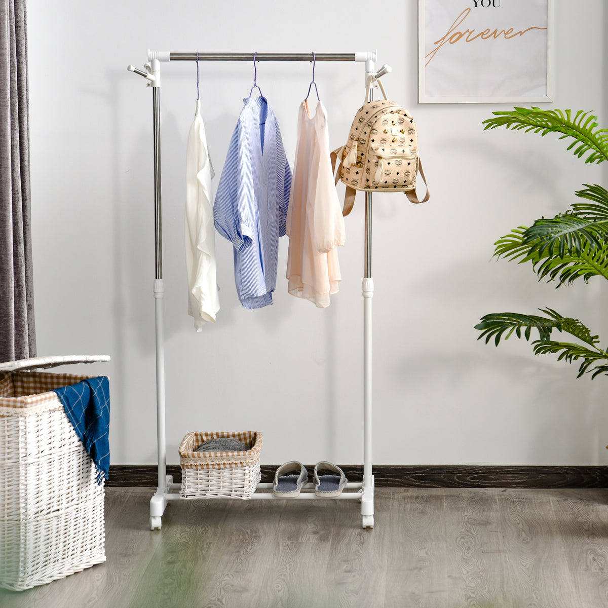 Charriot com Altura Ajustável Cabide com Rodas Portátil Prateleira Inferior Aço 68,5x42x87-145cm Branco e Prata — foto 2