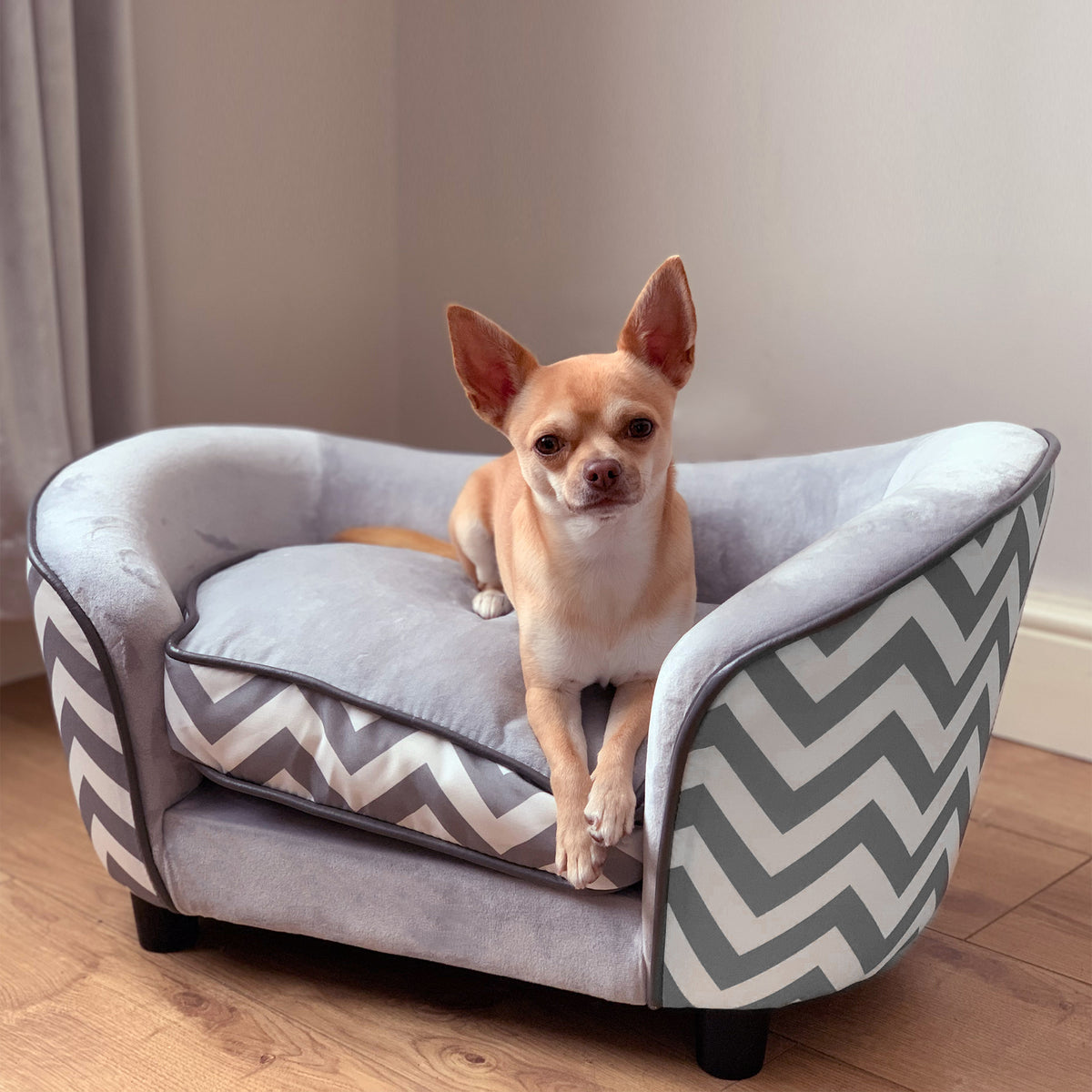 Sofá para animais de estimação Sofá acolchoado de madeira para cães e gatos com almofadas grossas e bolso de armazenamento 68,5x40,5x40,5 cm cinza — foto 2