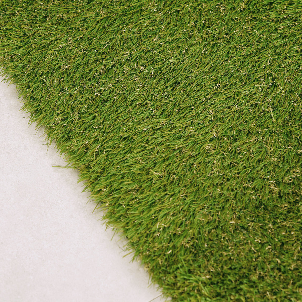 Relva Artificial 30 mm Rolo de Relva Artificial de 1x4 m Realista com Orifícios de Drenagem para Varanda Jardim Pátio Verde — foto 8
