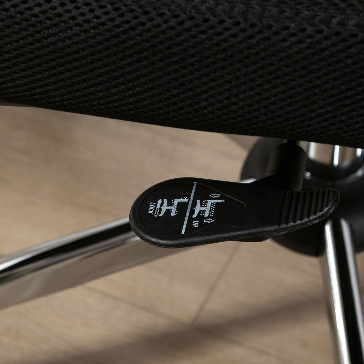Cadeira de escritório ergonômica basculante e giratória com altura de assento ajustável com encosto de cabeça e malha de encosto alto 65,5x62,5x117-127 cm Preto — foto 8