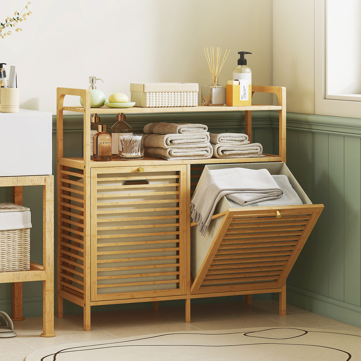 Móvel de Casa de Banho com Cesto para Roupa Suja Móvel para Roupa Suja em Bambu 2 Sacos de Roupa Extraíveis e Laváveis com Alça 2 Prateleiras Abertas para Lavandaria 82x33x88 cm Madeira — foto 2