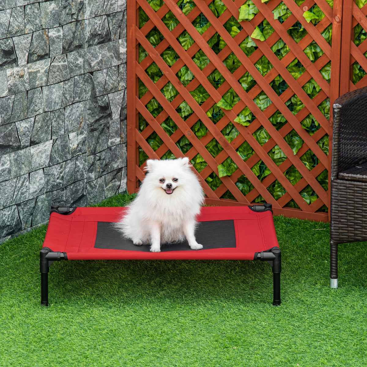 Cama para Animais de Estimação Cama Elevada para Cães Gatos Portátil Tecido Transpirável para Exterior Interior 76x61x18cm Vermelho — foto 2