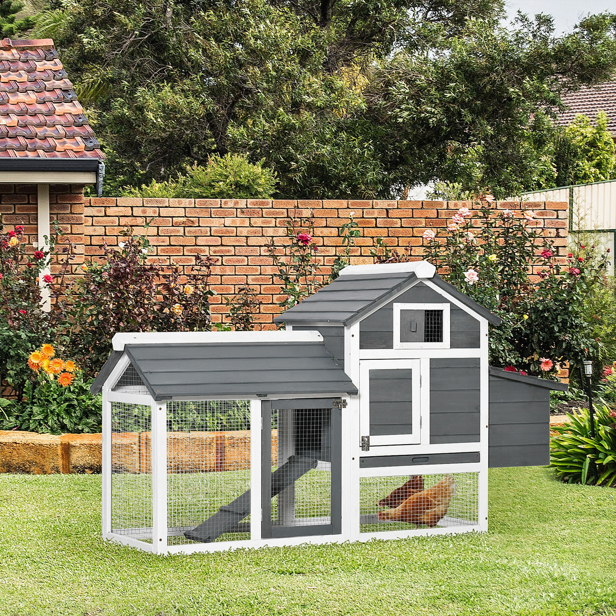 Galinheiro de Madeira para Exterior Gaiola para 2-3 Galinhas com Cercado de Arame Teto Abatível Caixa Ninho Bandeja Removível e Rampa 150,5x54x87cm Cinza e Branco — foto 2