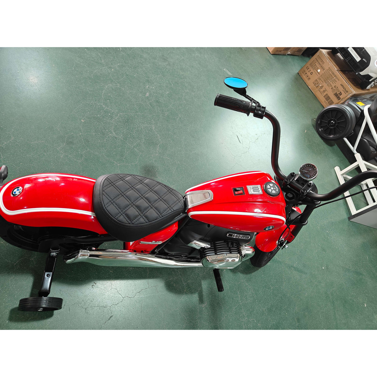 Moto Elétrica Infantil 12V BMW R18, Bateria de Lítio, 3-8 Anos, Rodinhas Removíveis, Farol, Música, Vermelha — foto 2