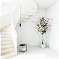 Jasmimeiro artificial 150 cm com ramos ajustáveis e vaso branco, decoração interior e exterior, rosa - rosa 150 cm — foto 1