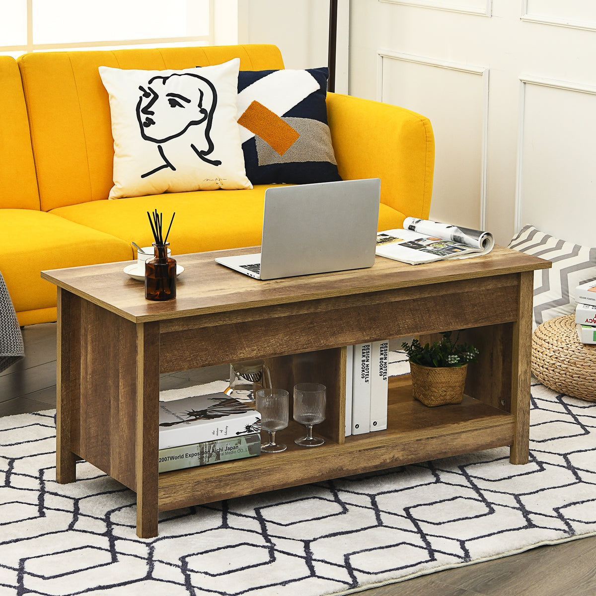 Mesa de centro com tampo elevatório multifuncional com compartimentos ocultos e prateleiras divididas 109 x 47,5 x 50 cm em madeira — foto 4