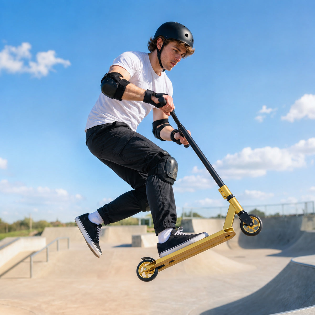 Trotinete Acrobática para Truques com Plataforma em Alumínio, Rolamentos ABEC-7, Rodas 110 mm e Guiador 360°, Dourado — imagem 3